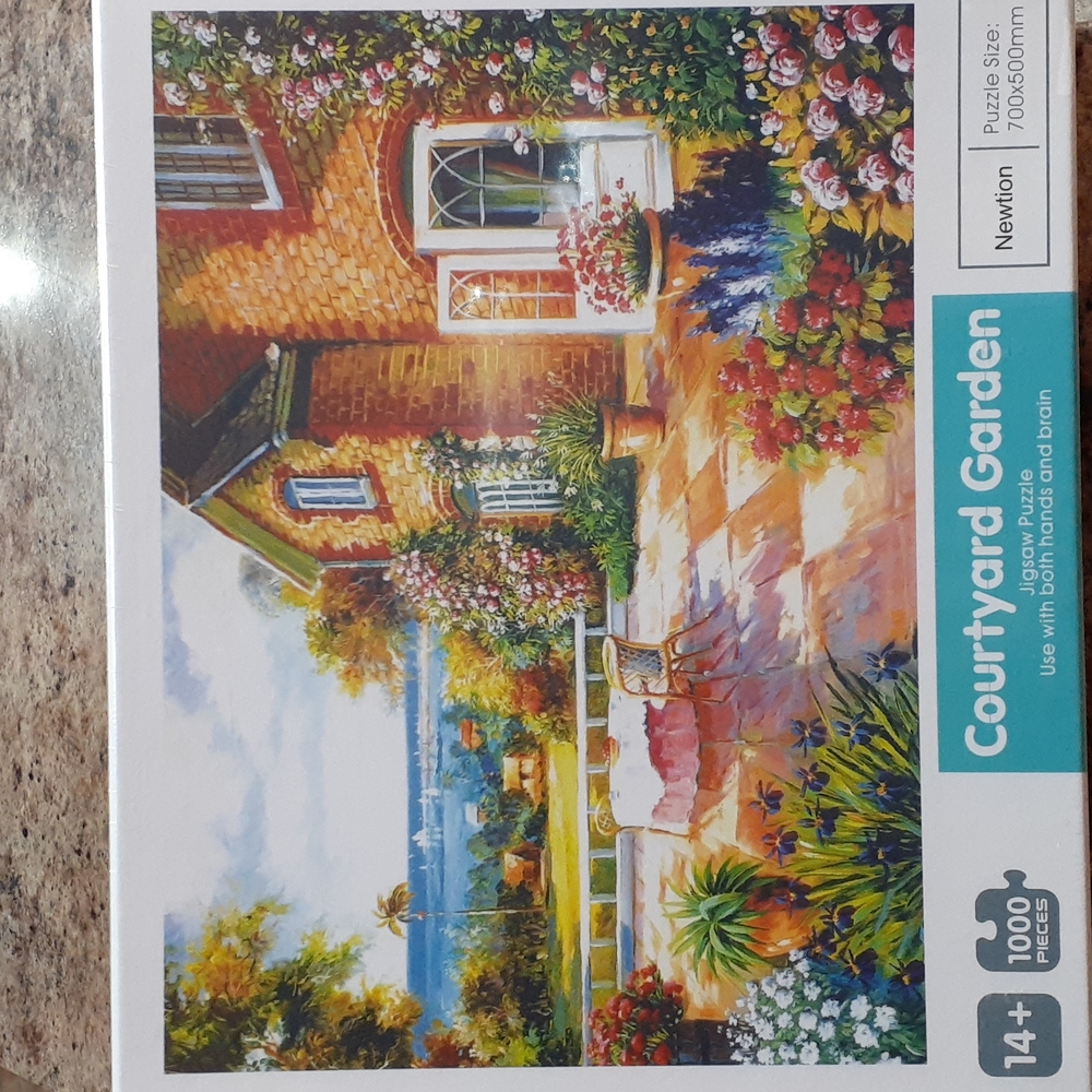 COPY - COURTYARD GARDEN JIGSAW PUZZLE. 1000 PIECES